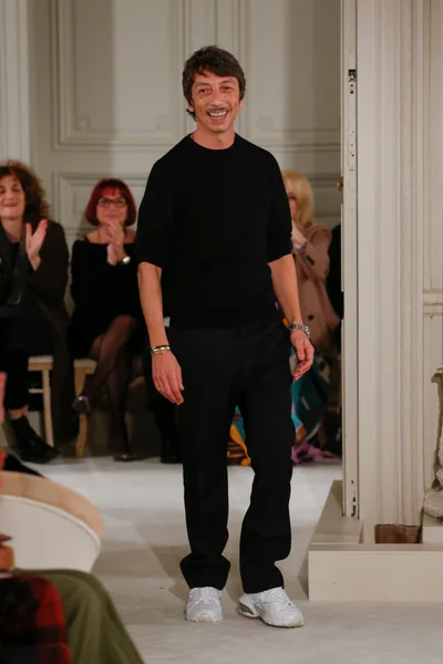 Look 69